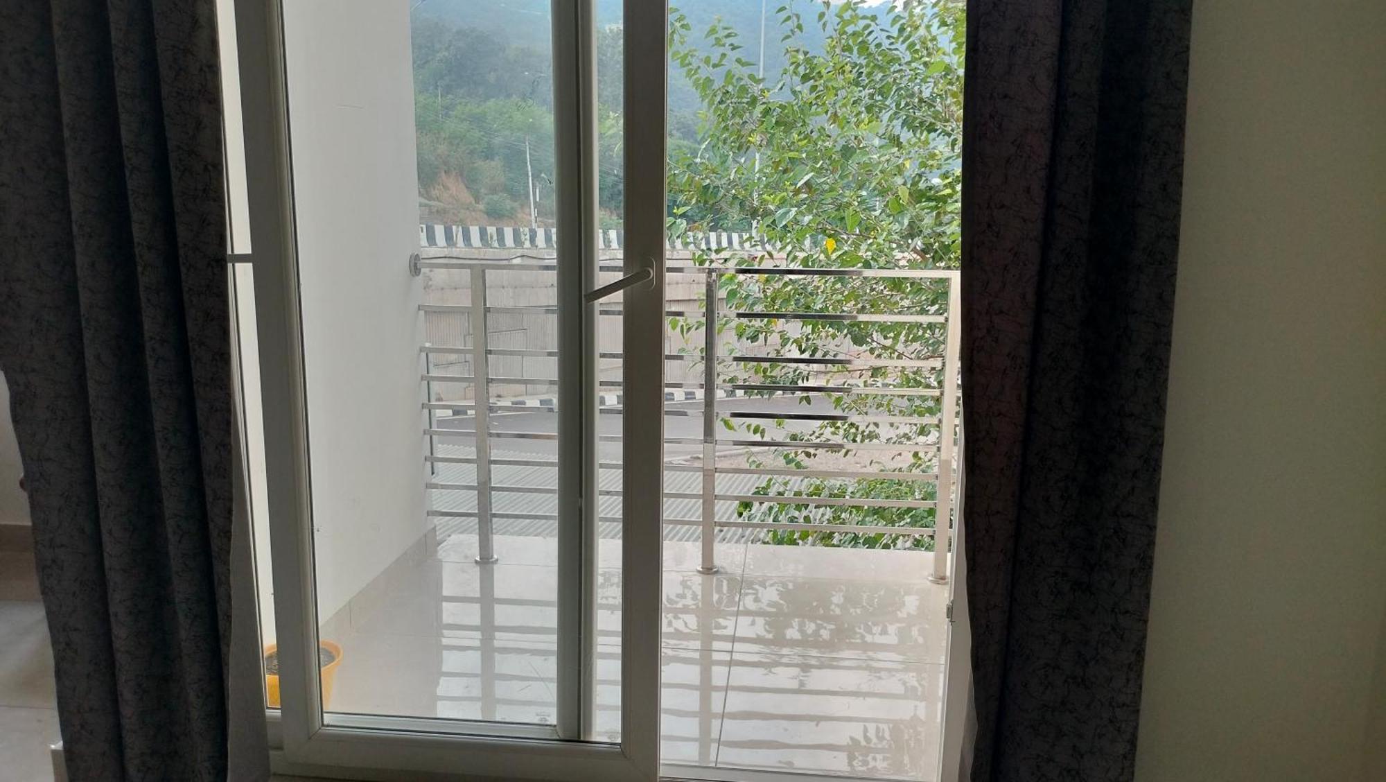 Govind Sagar View Hotel & Restaurant Bilaspur  Dış mekan fotoğraf