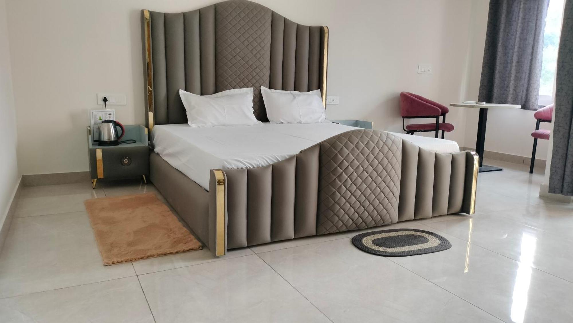Govind Sagar View Hotel & Restaurant Bilaspur  Dış mekan fotoğraf